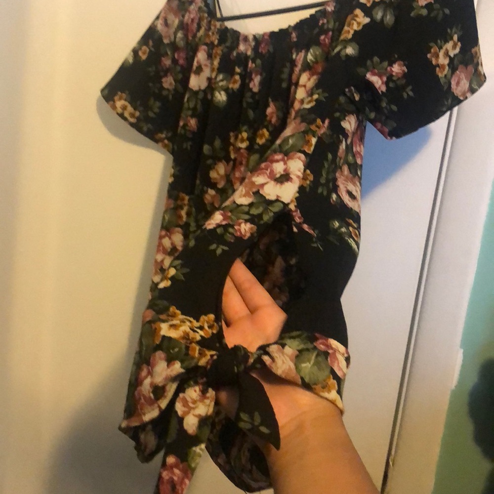 Love culture floral short sleeve top - Picture 4 of 5